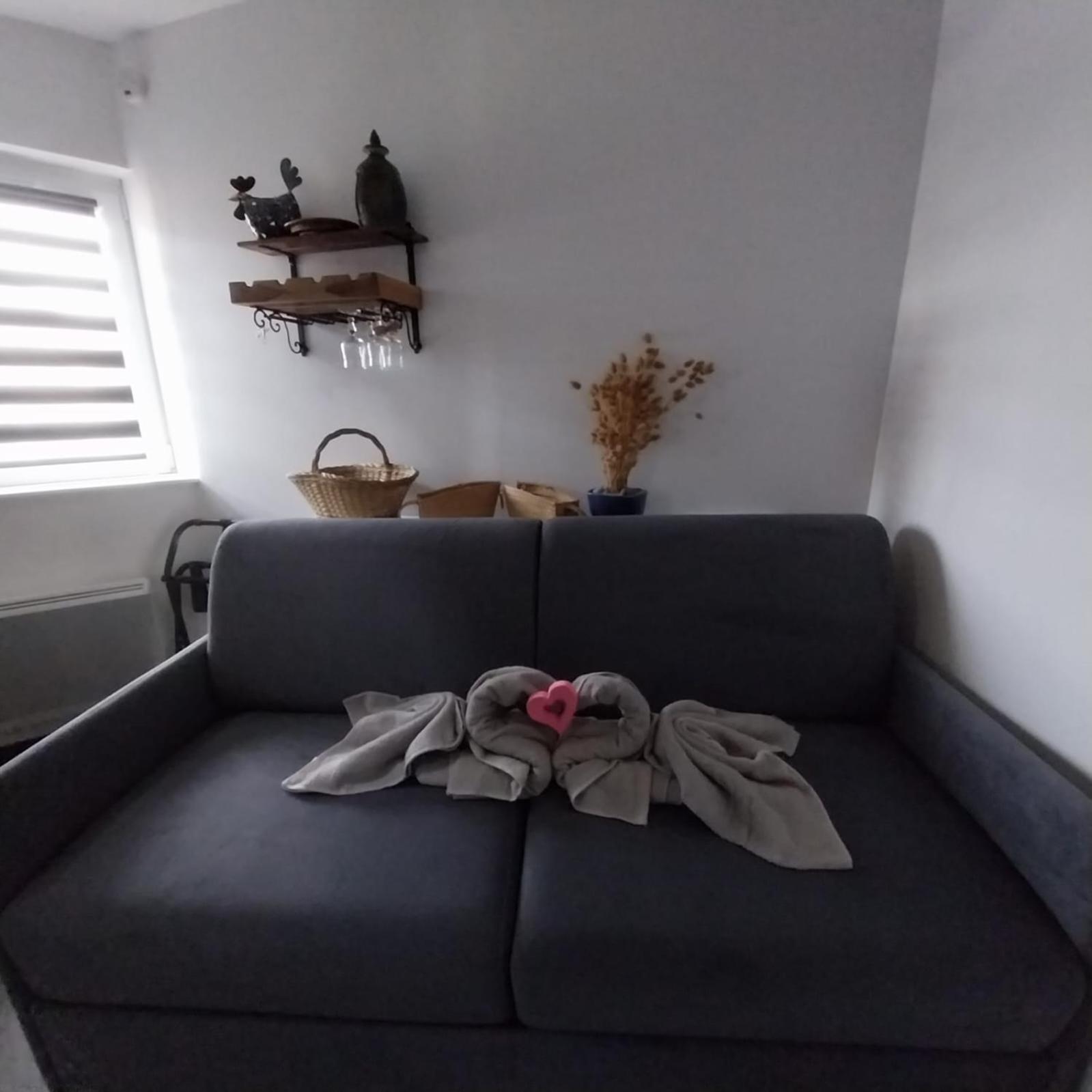 Le Petit Nid De Muzy Villa Muzy  Exterior foto
