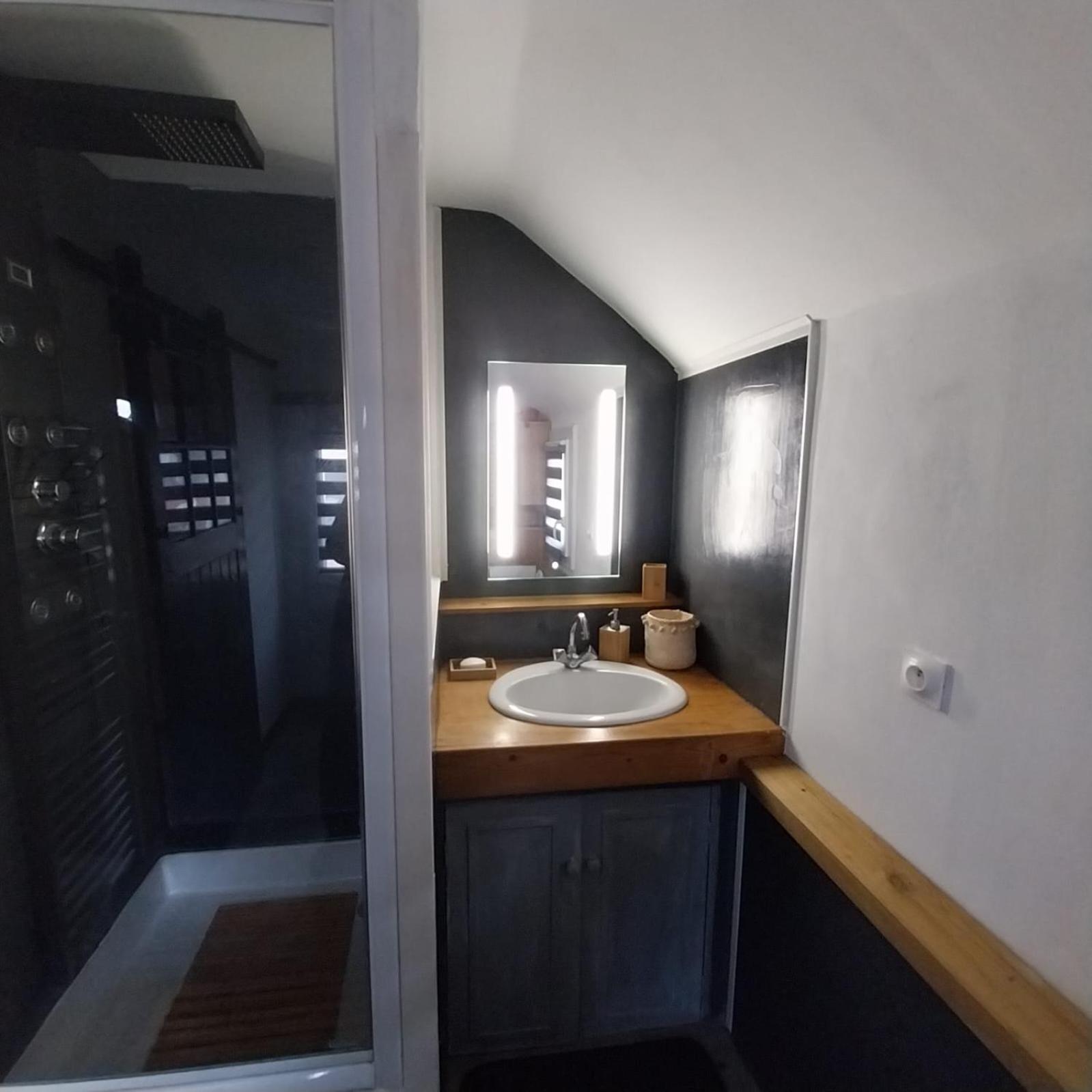 Le Petit Nid De Muzy Villa Muzy  Exterior foto